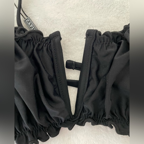 Zaful size small Black Ruched Bikini Top - Picture 5 of 5